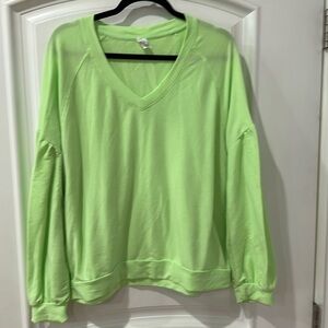N designed in New York light waited sweatshirt size L